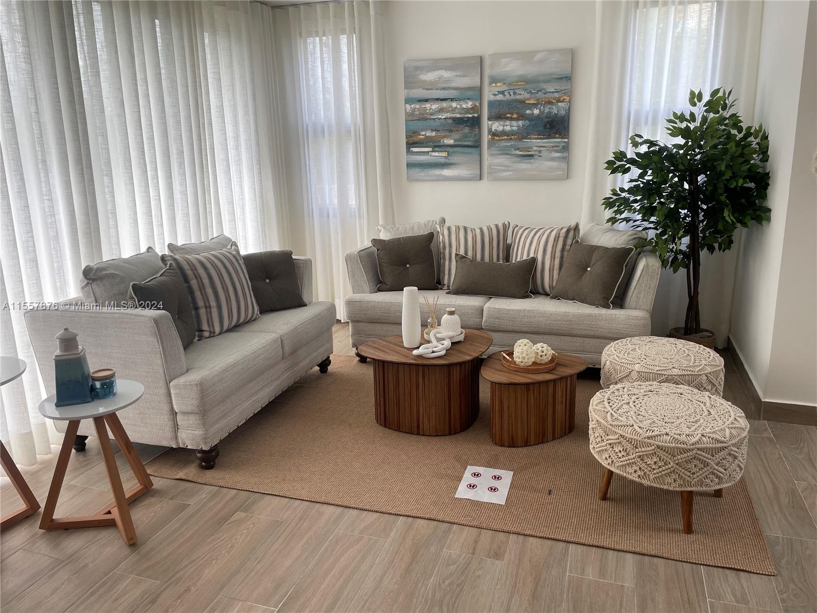 Splendid Family House